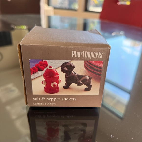 Salt & Pepper Shakers - Picture 3 of 3